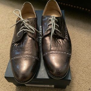 Cole Haan Women’s Oxford Lace up Shoe